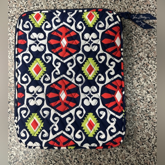 Vera Bradley iPad pouch/cover - Picture 2 of 6